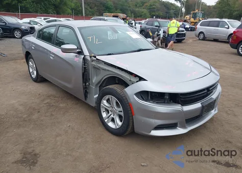2017 Dodge Charger Se Rwd z USA, uszkodzony, nr VIN 2C3CDXBG4HH638591